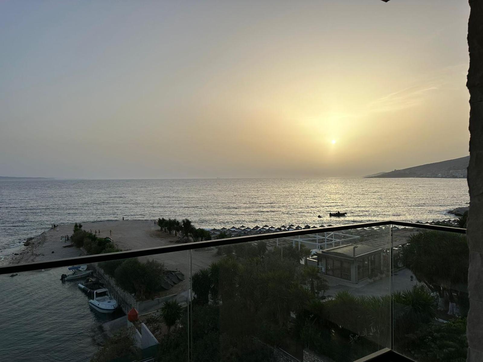 Oni Rooms Saranda Екстериор снимка